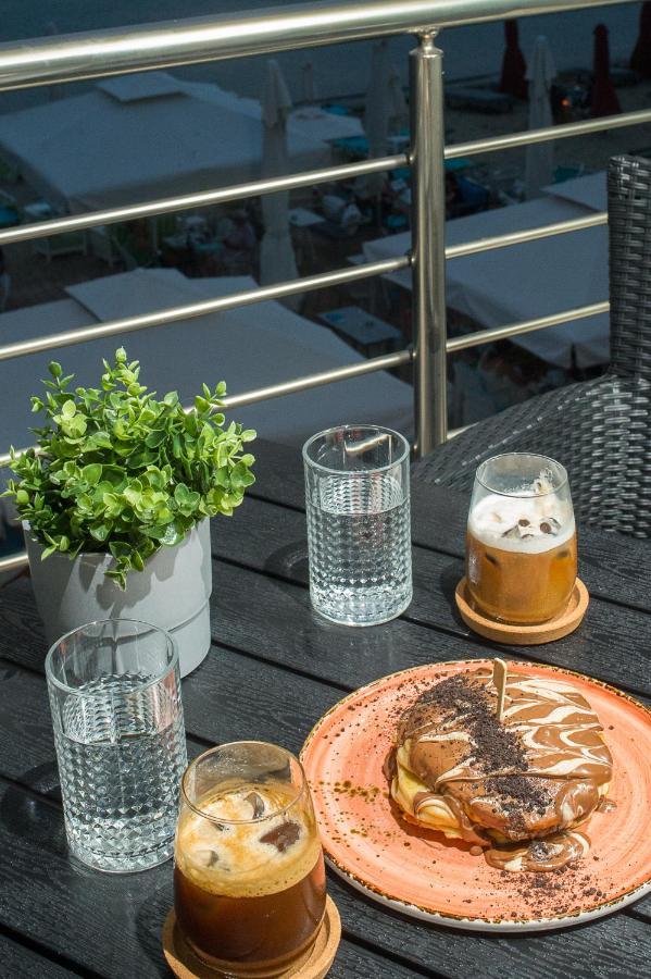 Lux Vip Apartments Peraía Eksteriør billede